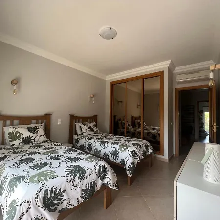 A Casa Lagos, Golf * Lagos